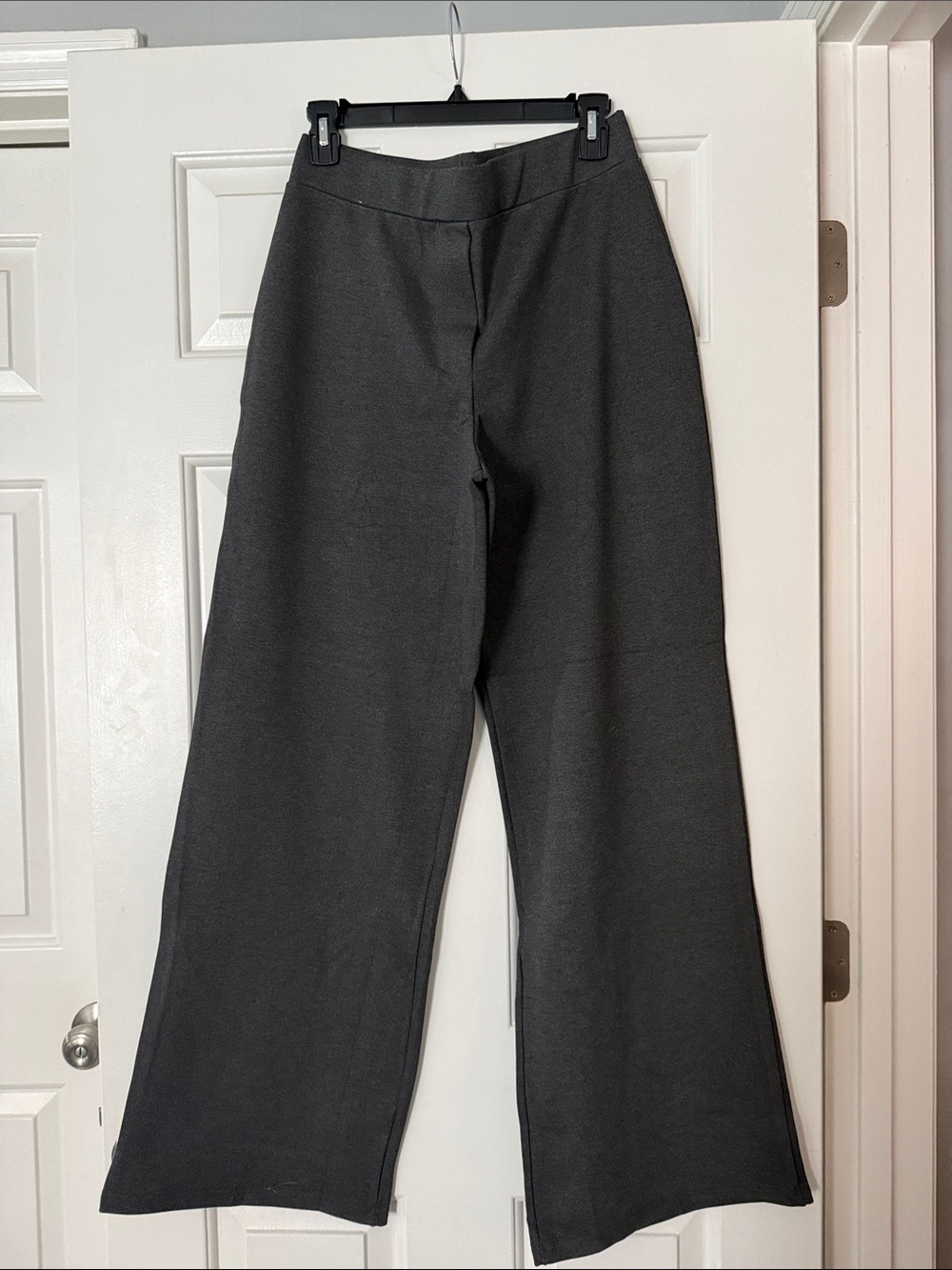Women's Wide-Leg Pants in Charcoal Gray